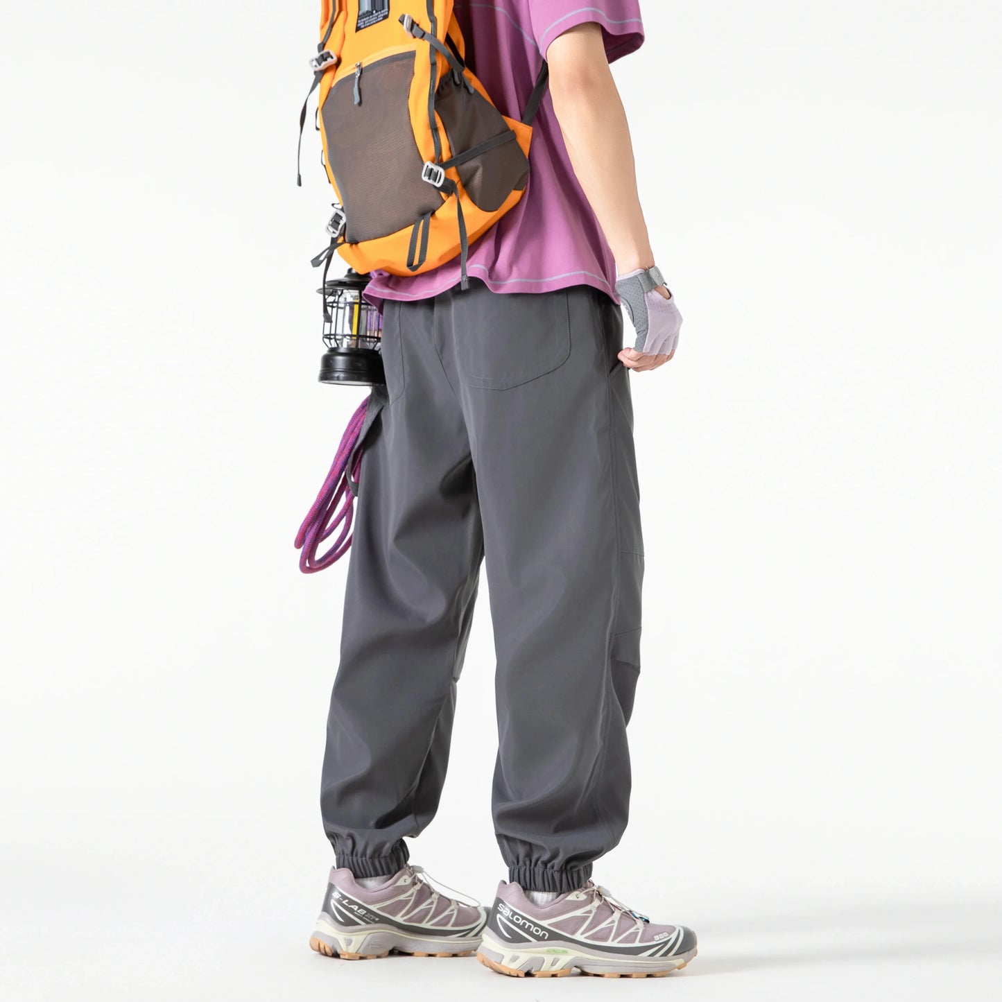 Men's outfit pants are versatile, trendy, loose, straight-leg outdoor work pants and trendy brand tight-fitting windbreakers