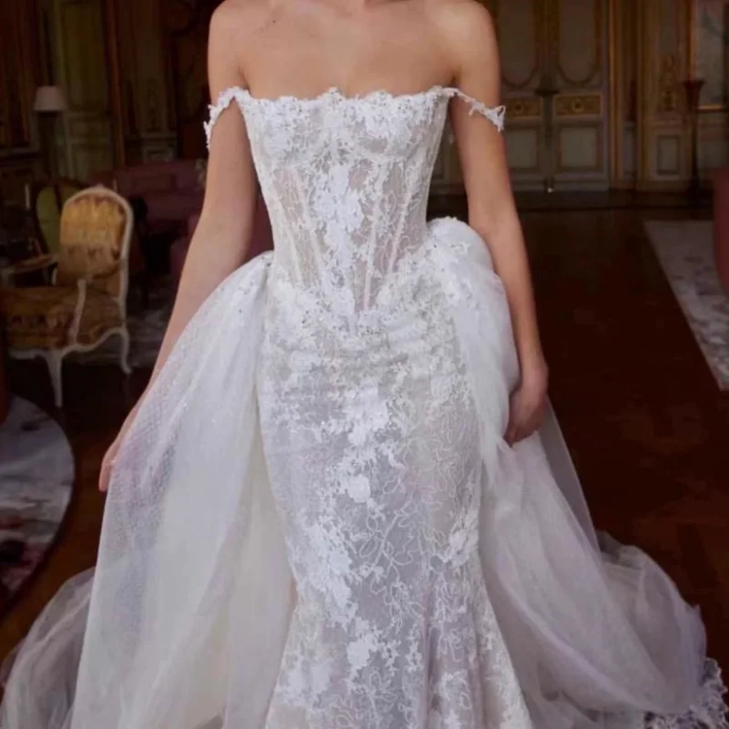 Customized Luxury Fishtail Dress Elegant Church Train Wedding Dress Off Shoulder Wedding Dress Lace Wedding Dress