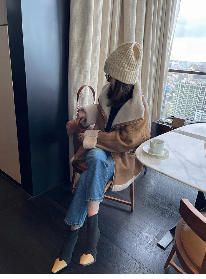 2025 Autumn Winter Fur Integrated Lamb Wool Coat Women's European And American Street Temperament Fashion Locomotive Fur Coat