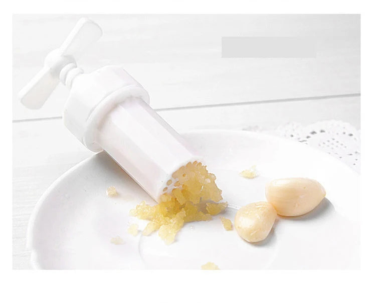 Plastic Garlic Presses Screw Squeeze Peeler Garlic Crusher White Manual Press Practical Kitchen Cooking Tools