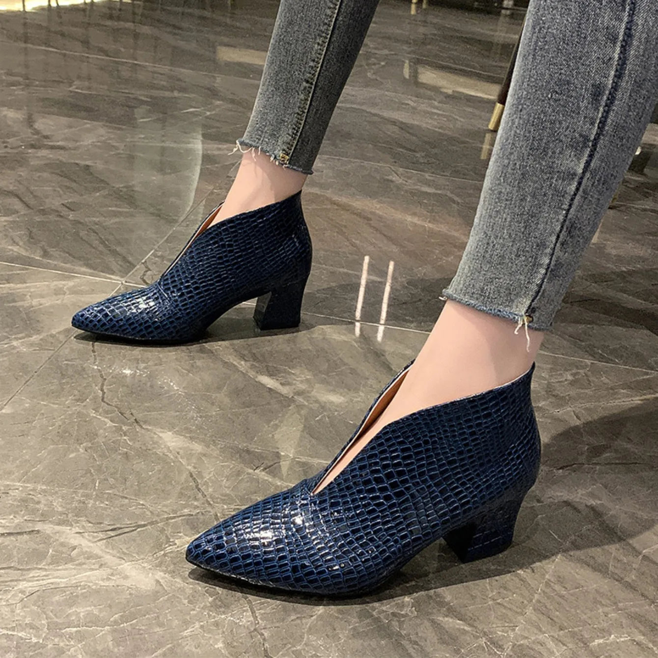 Women Boots High-heeled Shoes 2024 Spring Autumn New Fashion Pointed Thick High Heels Boots Women Shoes Comfortable Temperament
