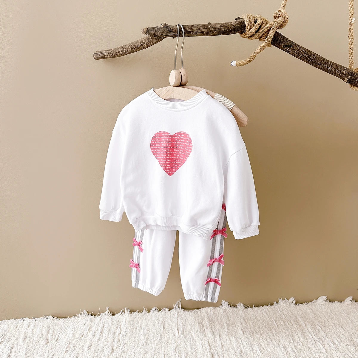 Baby Girl Clothes Toddler Sets Cotton Love Sweatshirt Long Sleeve Top+Bow Pants Spring Newborn Kids Clothing Infant Outfit Suits