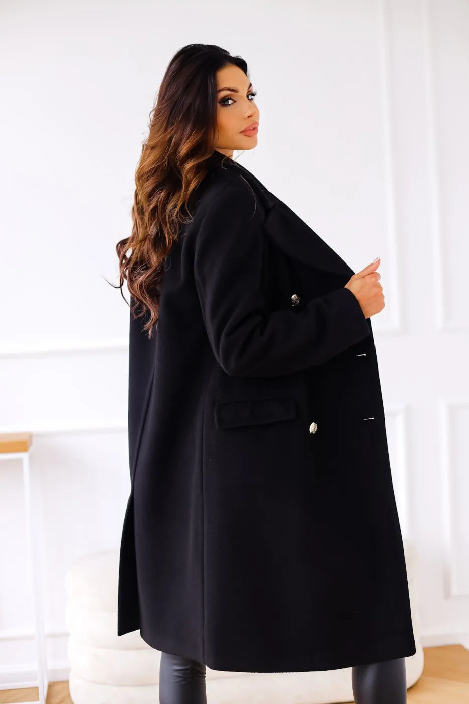 Suit woolen coat senior sense 2024 autumn and winter new double-breasted shoulder slimming Korean version of woolen coat