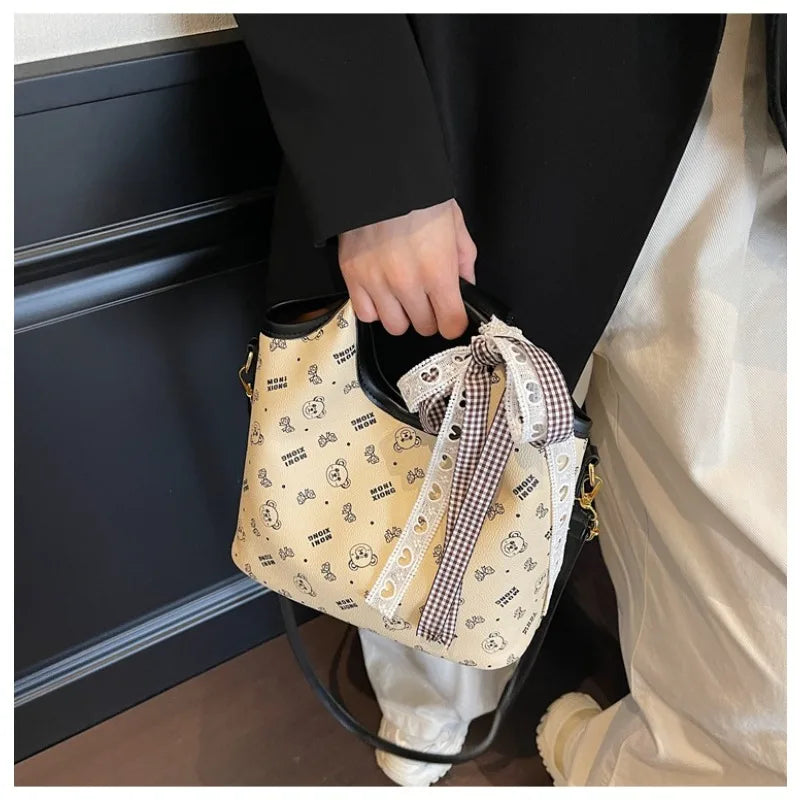 Popular bags for women, new fashionable French printed armpit tote bag, minimalist handbag, diagonal cross bag