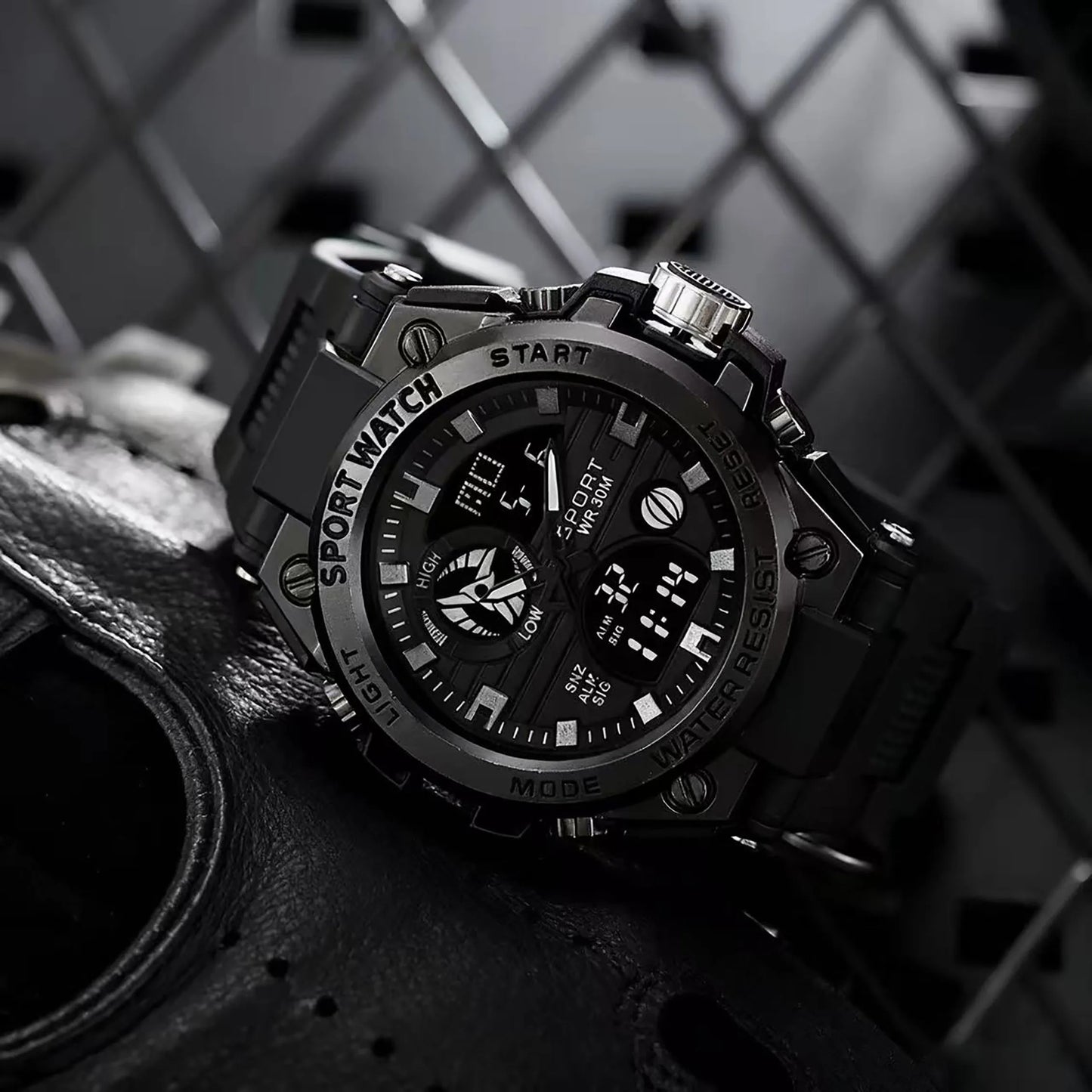 Electronic watch for men, students, junior and senior high school students, teenagers, multi-functional sports, high-quality men
