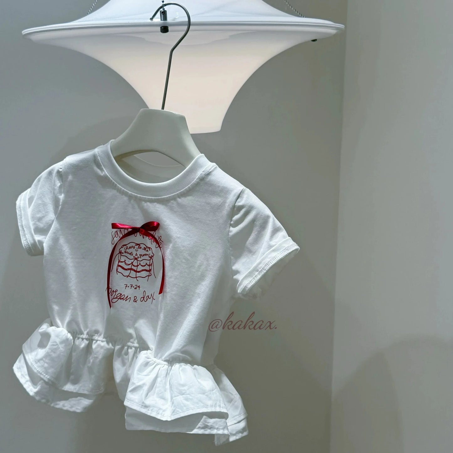 Girls' Cotton T-shirt with Cake Print Bowknot Short Sleeve Skirt Design Cartoon Style Summer Fashionable Kids' Clothing