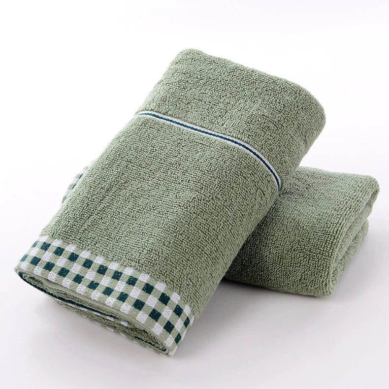 1/3 Bath Towel - 100% Cotton, Thickened & Extra-Large, Highly Absorbent, Adult Bathing & Beach Use, Quick-Drying, Household