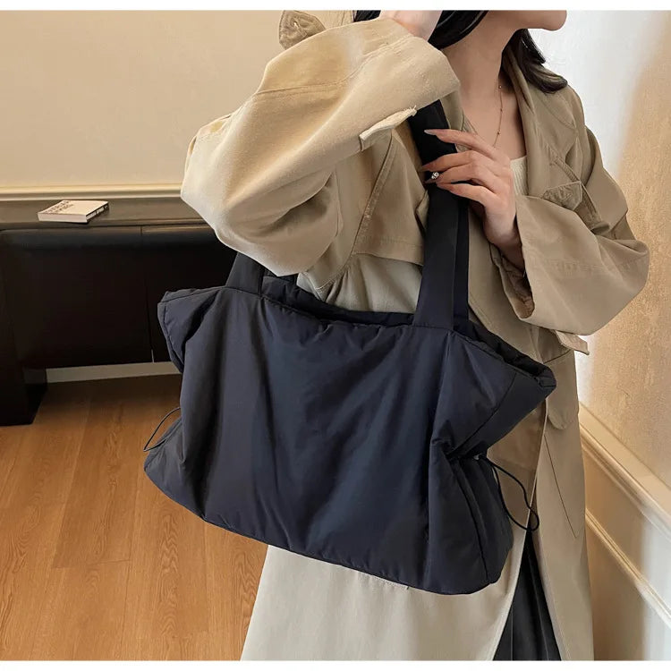 Women Nylon Bucket Shoulder Bag Large Capacity Tote Bag Fall Winter Versatile Cotton-padded Handbag Guangzhou High Quality Bag