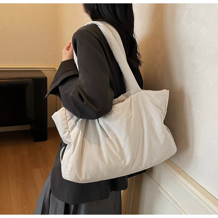 Women Nylon Bucket Shoulder Bag Large Capacity Tote Bag Fall Winter Versatile Cotton-padded Handbag Guangzhou High Quality Bag