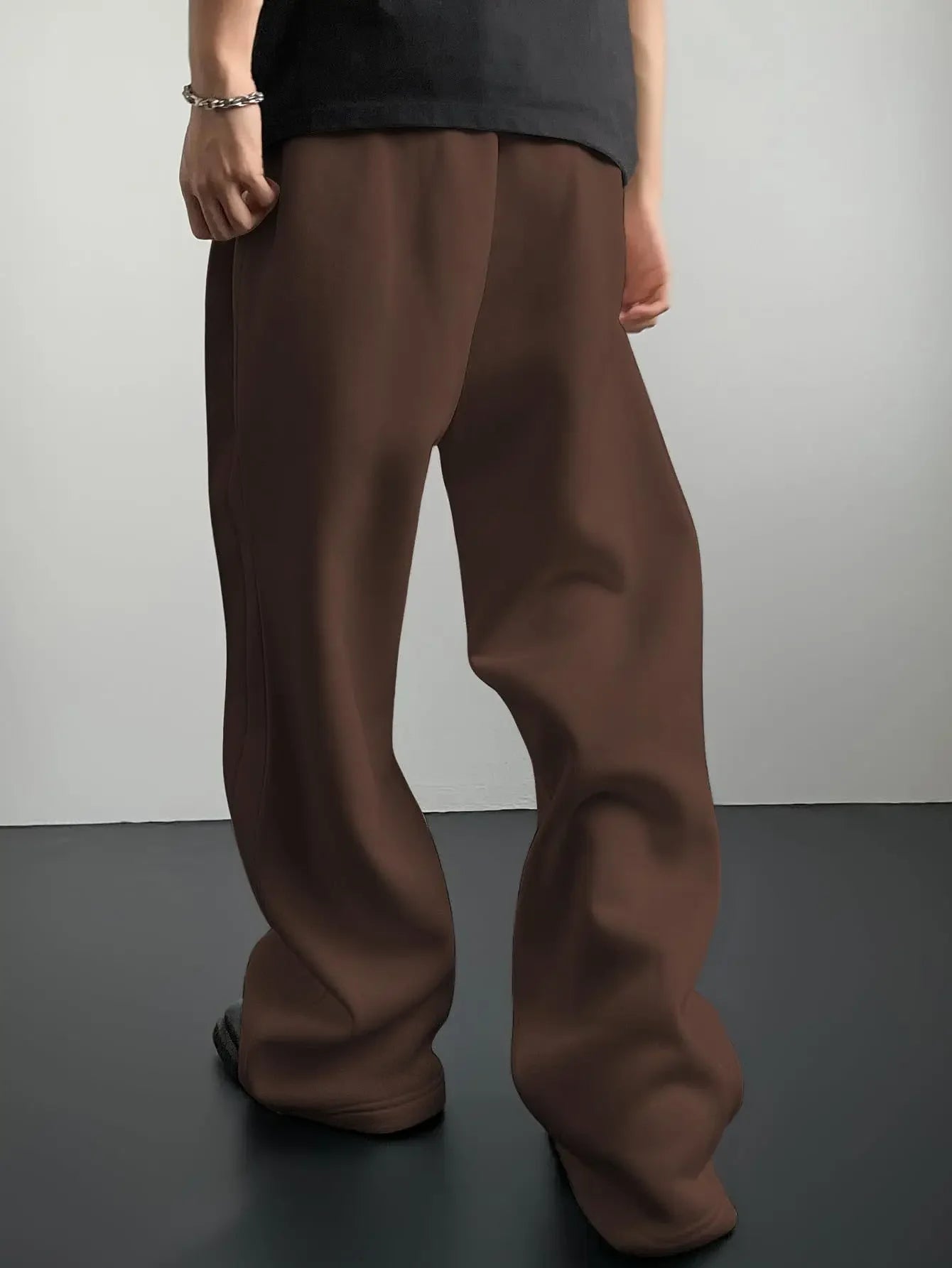 2025 New Korean style Sweatpants Sport Pants Men Running Pants Spring Summer Loose Casual Sweat Pants Straight Jogging Pants Men