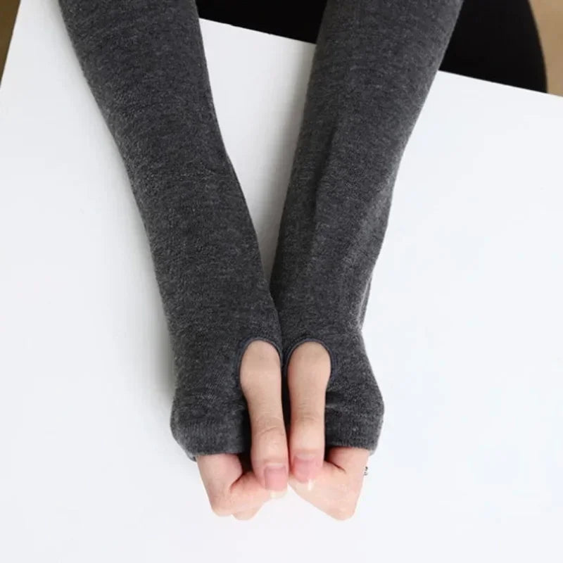 Stacked Style Extra Long Fingerless Gloves：Thick Knit Soft Skin-Friendly，Warm without sacrificing fashion sense