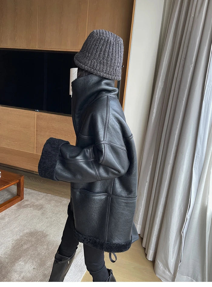2025 Autumn Winter Fur Integrated Lamb Wool Coat Women's European And American Street Temperament Fashion Locomotive Fur Coat