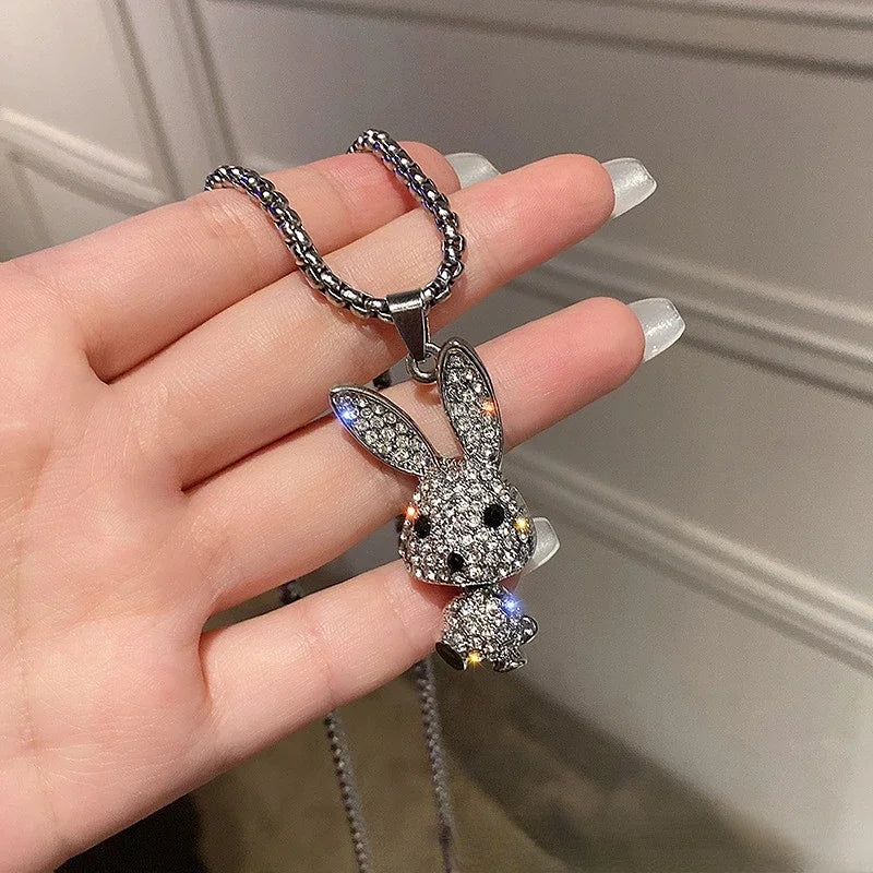 Niche design sense two wear zipper collarbone necklace women's new couple light luxury niche personality sweater chain choker