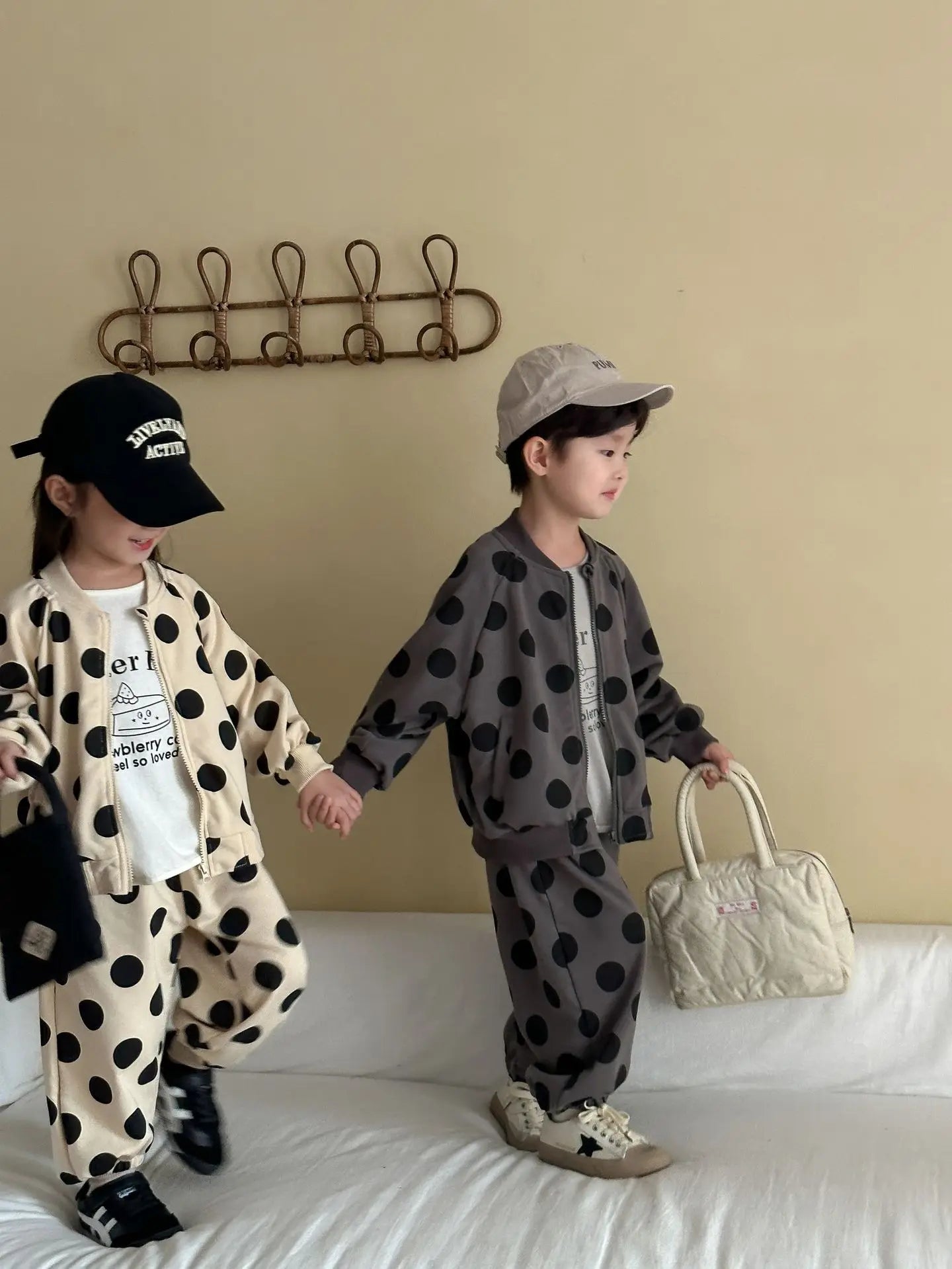 2025 Autumn New Children Long Sleeve Clothes Set Boys Girls Zipper Coat + Sweat Pants 2pcs Suit Kids Casual Polka Dot Outfits