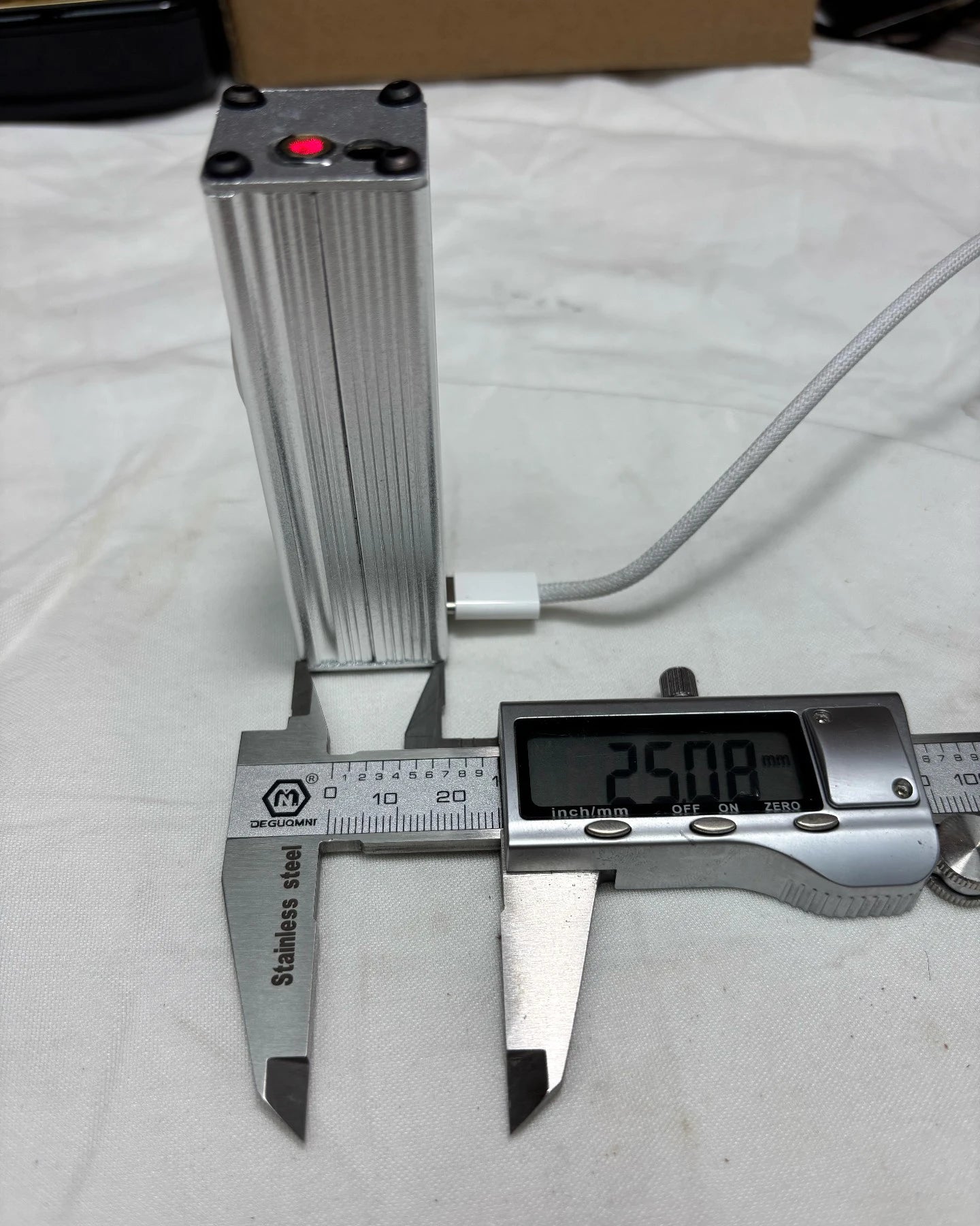 1 Meter Effective Distance Handheld 40 Watt Laser Pump Source