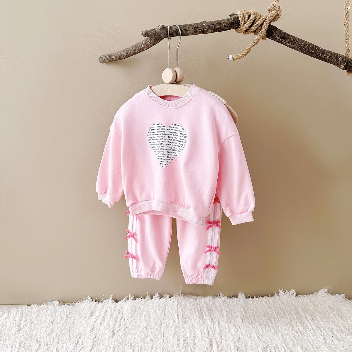 Baby Girl Clothes Toddler Sets Cotton Love Sweatshirt Long Sleeve Top+Bow Pants Spring Newborn Kids Clothing Infant Outfit Suits