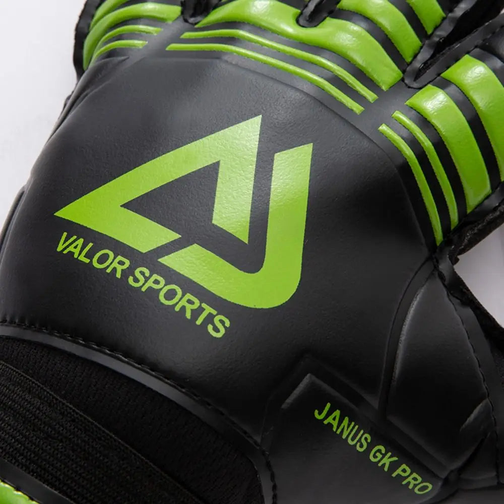 Finger Protection Goalie Gloves Wear-Resistant Durable Football Goalkeeper Gloves Handguard Non-Slip Sports Gloves