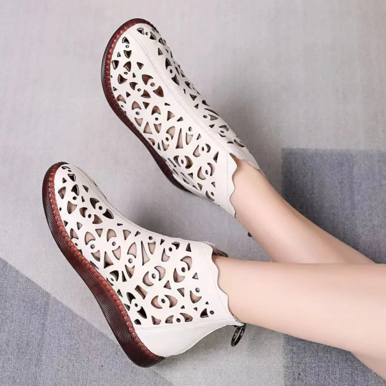 Women's Flat-bottomed Booties 2025 Spring and Autumn New Fashion Hollow Breathable Soft and Comfortable Leisure Cool Boots.