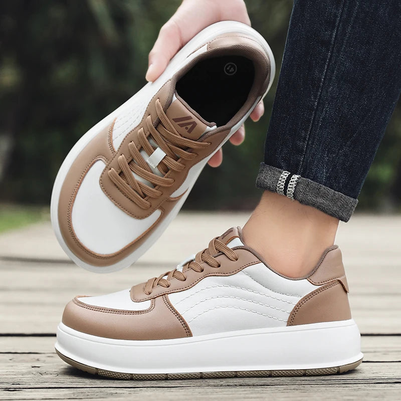 Men's Wide-top Shoes with Leather Upper, Casual Sports Shoes in Large Size, Thick Sole, Height-increasing Platform Shoes