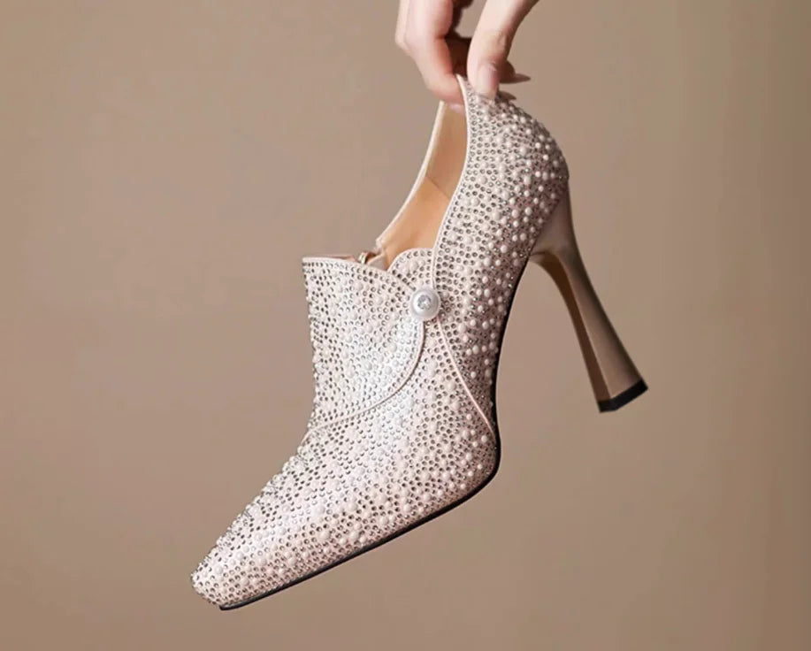 2026 Spring and Autumn high heels, pointed-toe, thick-heeled, shallow-mouthed, elegant and versatile professional women's shoes