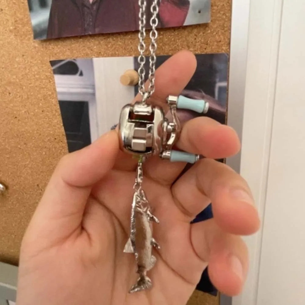 Neck Chain Luxury Fishing Reel Necklace Rotatable Exquisite Fishing Reel Ring High-end Pendant Men Neck Pendant Daily
