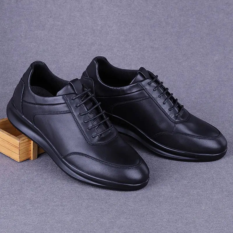 Genuine Leather Shoes Men Leisure Cowhide Walking Luxury Original Formal Business Sneakers Ultra Light Moccasins Leathershoes
