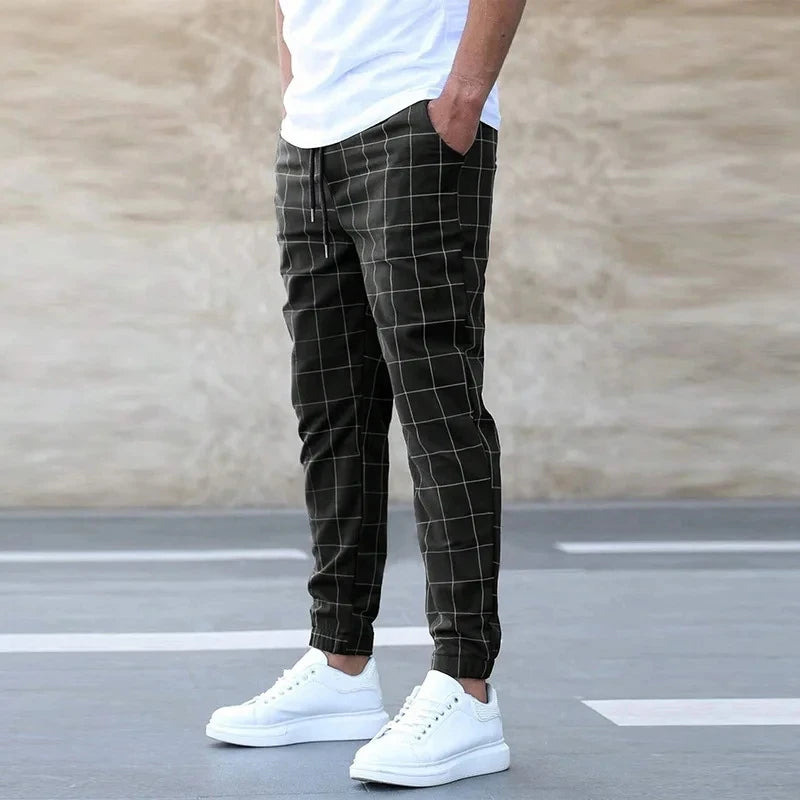 Men's new plaid fashionable European and American style pants, business casual travel slim fit pants, comfortable and multifunct
