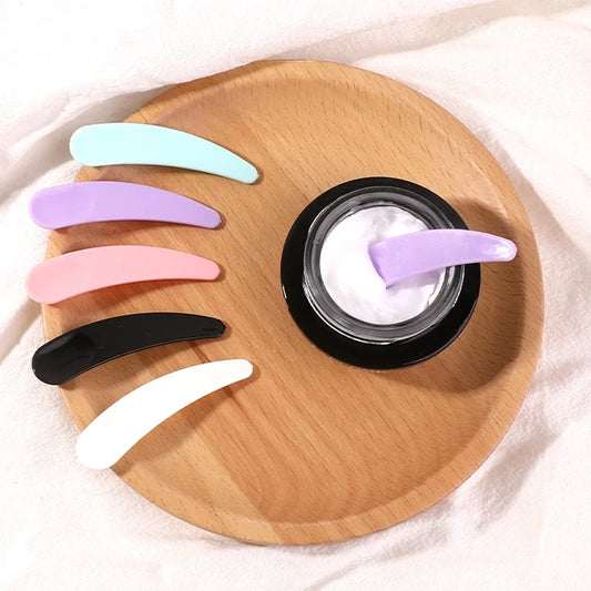 10/30/50/100PCS eye cream scoop crescent spoon facial mask stick spoon face cream spoon cosmetics packaging tool