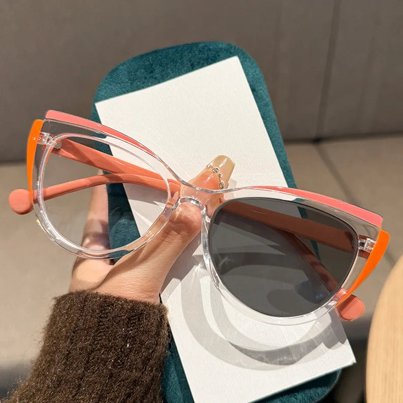 2025 New Fashionable Cat Eye Photochromic Women's Reading Glasses Retro Neutral High Quality Versatile Presbyopia Glasses