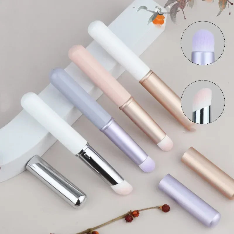 Round Head Lip Brush with Cap Lip Stain Brush Mini Portable Traveling Lipstick Brush Short Handle Professional Concealer Tools