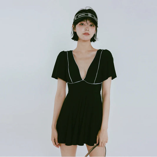 Bla White Bather  Swimsuit Women's ort Sve Skirt Sle Flattering Tummy Covering Casual Swimwear