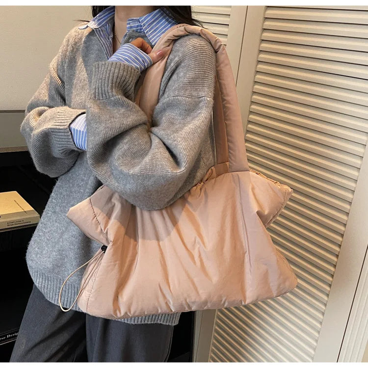 Women Nylon Bucket Shoulder Bag Large Capacity Tote Bag Fall Winter Versatile Cotton-padded Handbag Guangzhou High Quality Bag