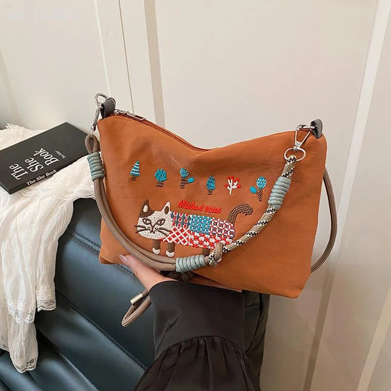 Ladies Tote Bag Lazy Ins Wind Japanese Embroidery Fashion Joker Large-capacity Durable Shoulder Bag Commuter Messenger Bag