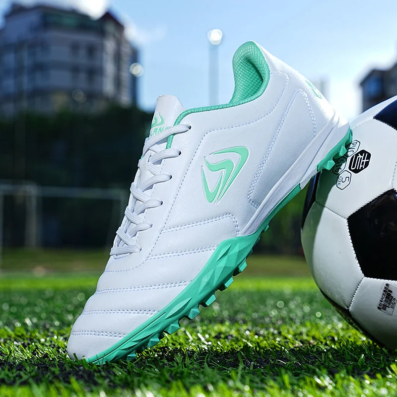 New Men Football Boots Outdoor Soccer Shoes TF FG Grass Cleats Comfortable Training Shoes Match Futsal Breathable Sport Indoor