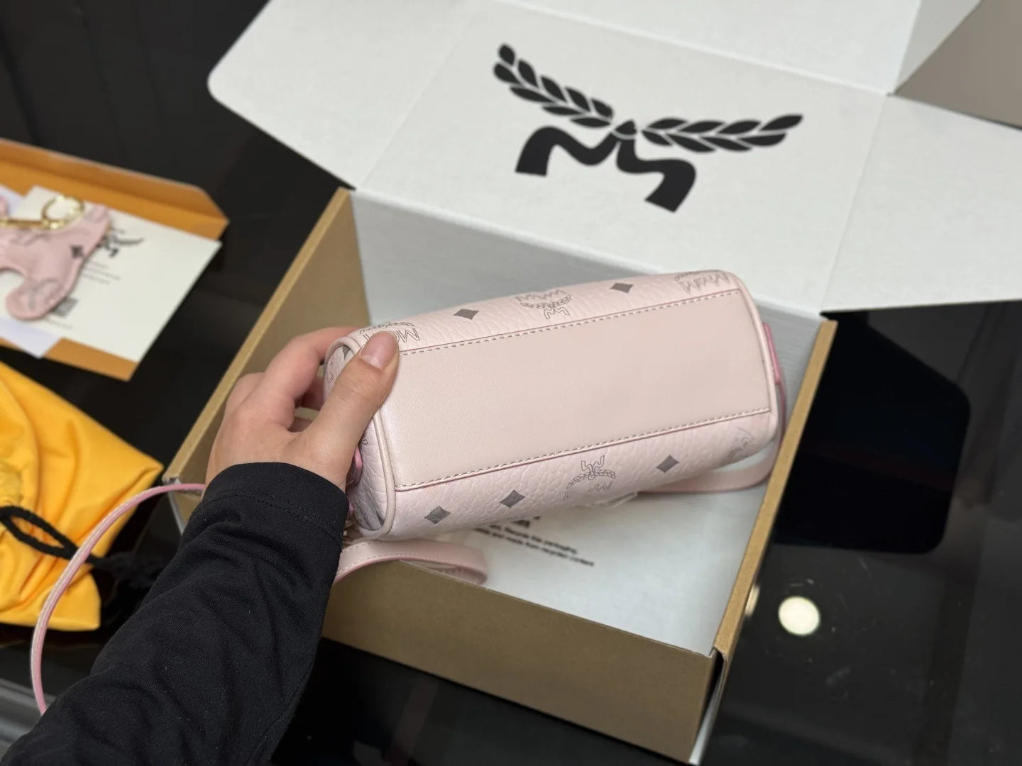 Fashion tote bag - genuine leather women's bag - Boston Aren mini pillow bag - Fashionable and versatile, with superior quality.