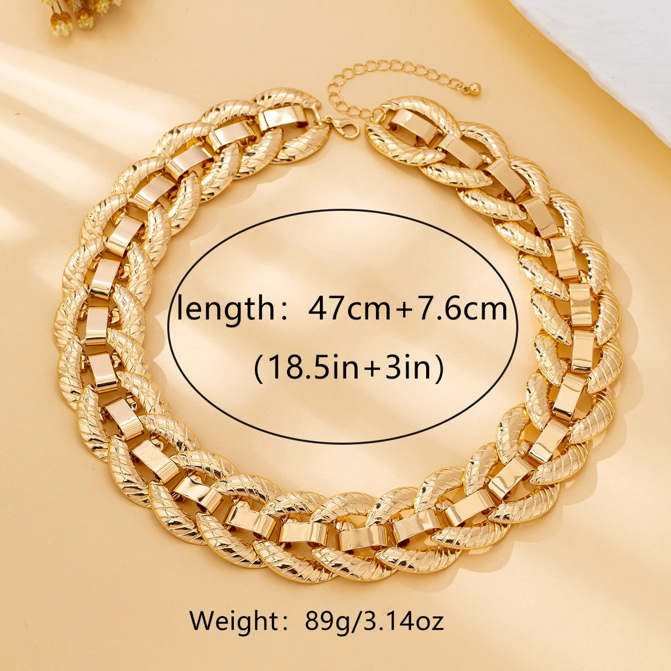 Women's Necklace, Exaggerated and Fashionable Round Buckle Chain Necklace, Suitable for Daily Wear and Parties