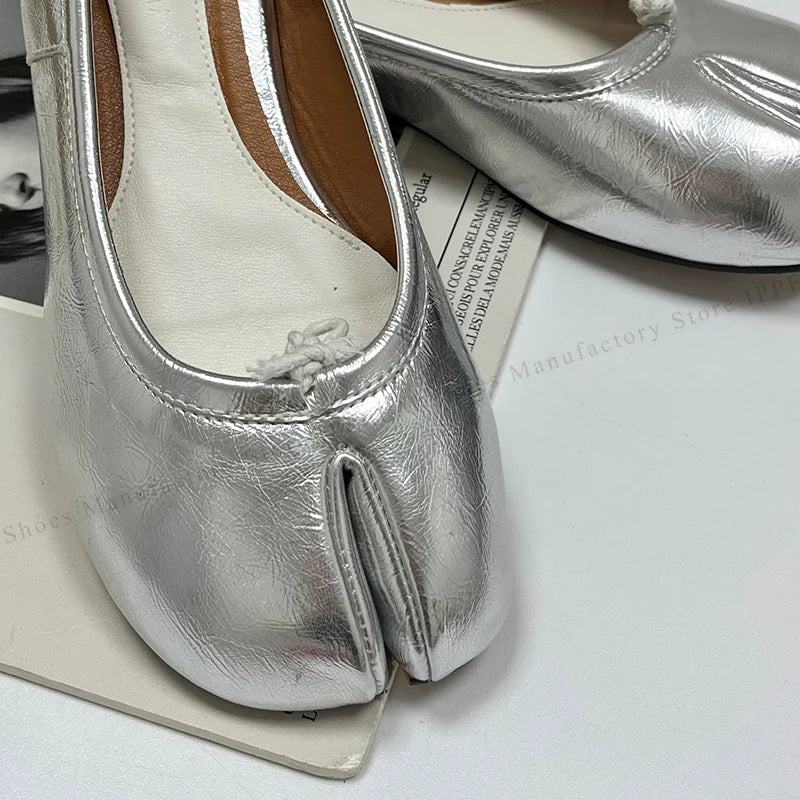 IPPEUM Tabi Footwear Shoes For Women 2026 New Fashion 36-44 Plus Size Ballet Flats Shoes With Split Toe