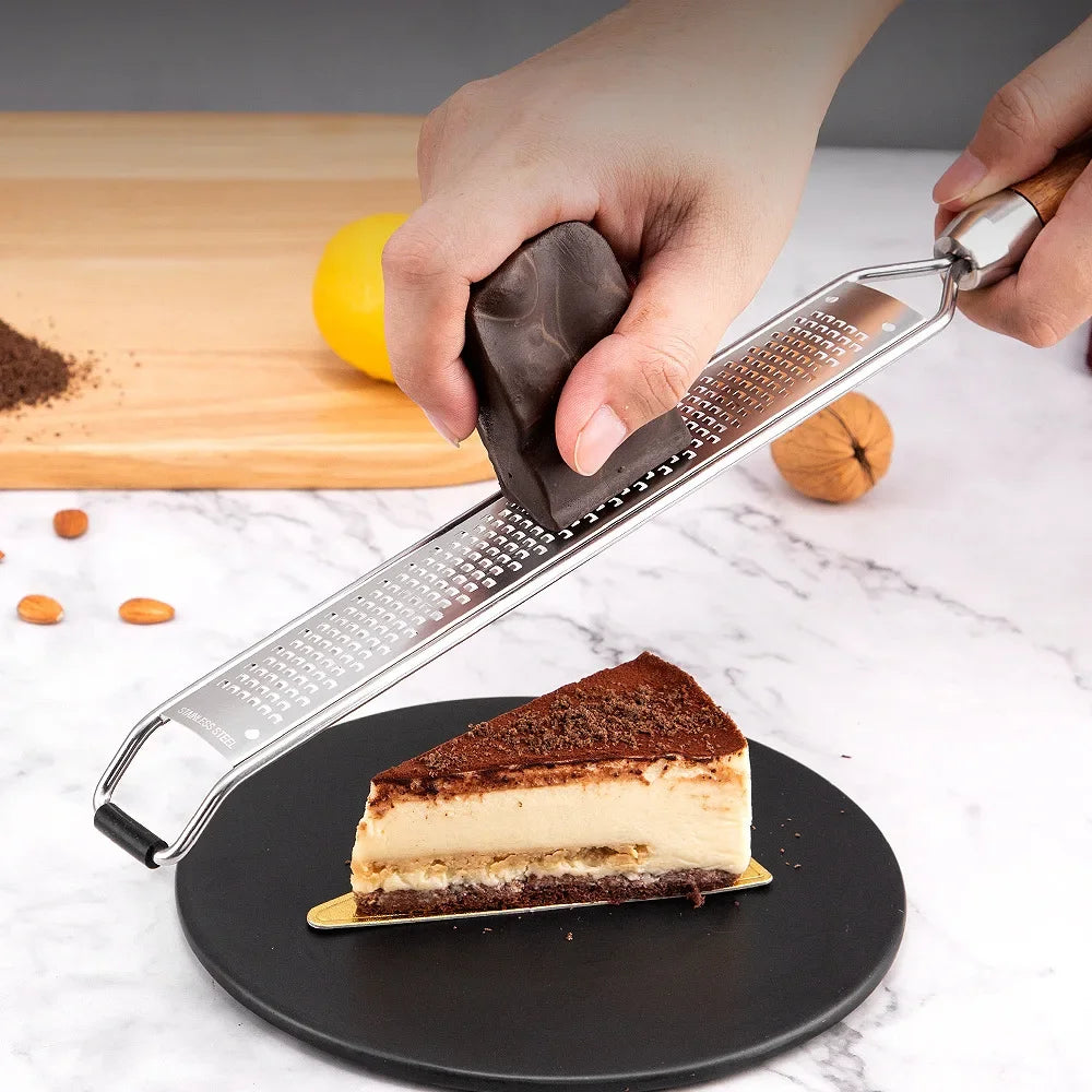 1pc Cheese Grater Wooden Handle,Multi-purpose Stainless Steel Vegetable Grater Kitchen Tools Food Shredder for Chocolate Butter