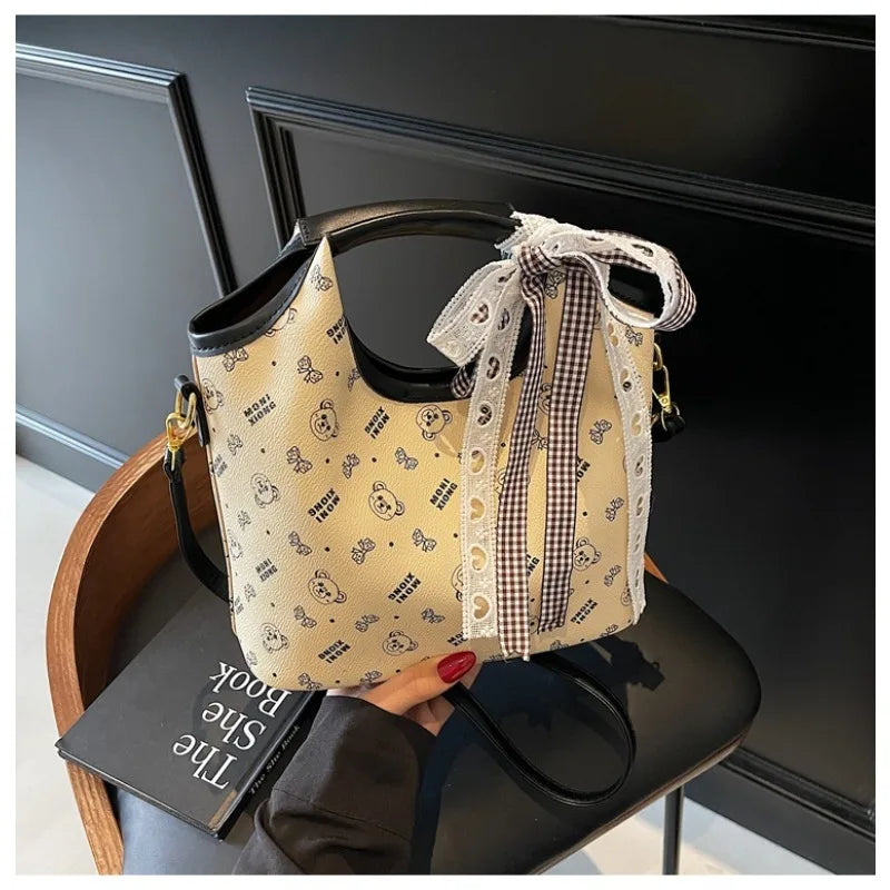 Popular bags for women, new fashionable French printed armpit tote bag, minimalist handbag, diagonal cross bag
