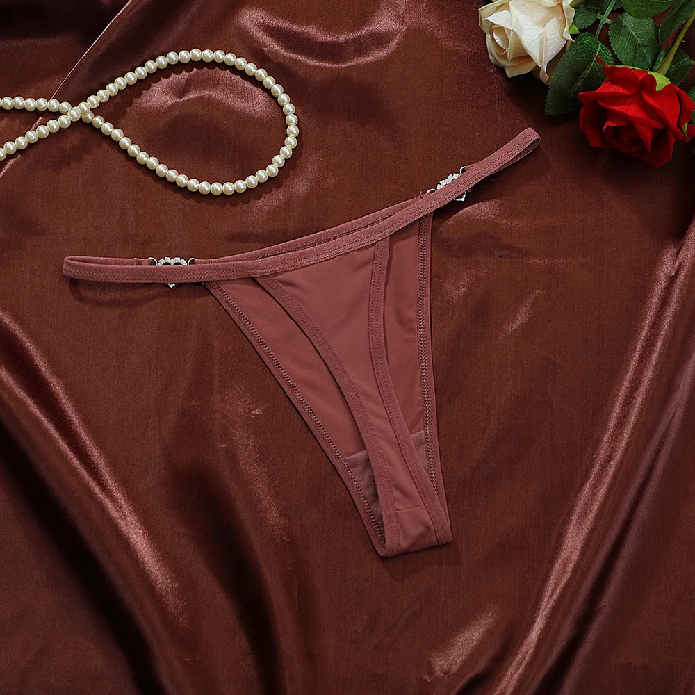 Women Sexy Thongs Low Rise Ladies G-string Heart Decoration New Fashion Cotton Panties Super Comfortable  Lingerie For Women