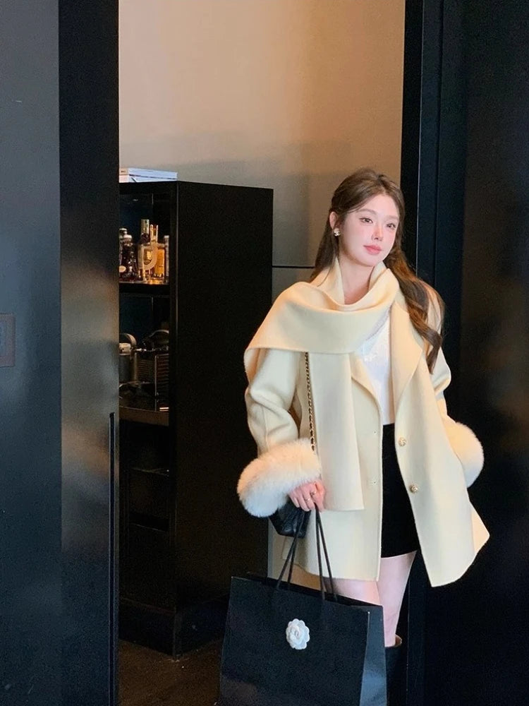 Women Double Faced Wool Coat with Real Fox Fur Sleeves 100 Wool Scarf Autumn Winter 2025 New Fashion Warm Elegant Trench Coat