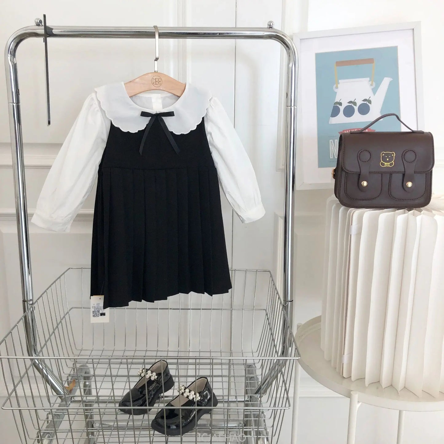 Sundress Black for Girls Children Junior Dress Elementary School Student Uniform Suit School Kids White Blouse Pleated Skirt Set