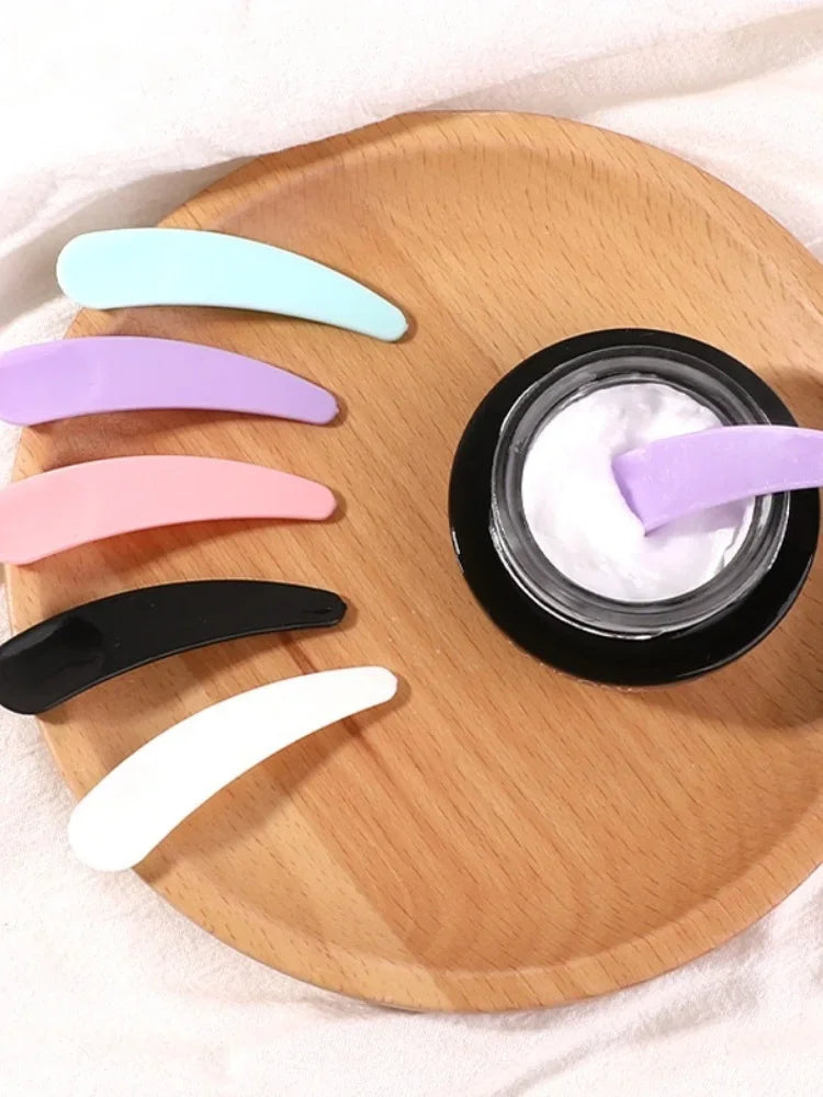 10/30/50/100PCS eye cream scoop crescent spoon facial mask stick spoon face cream spoon cosmetics packaging tool
