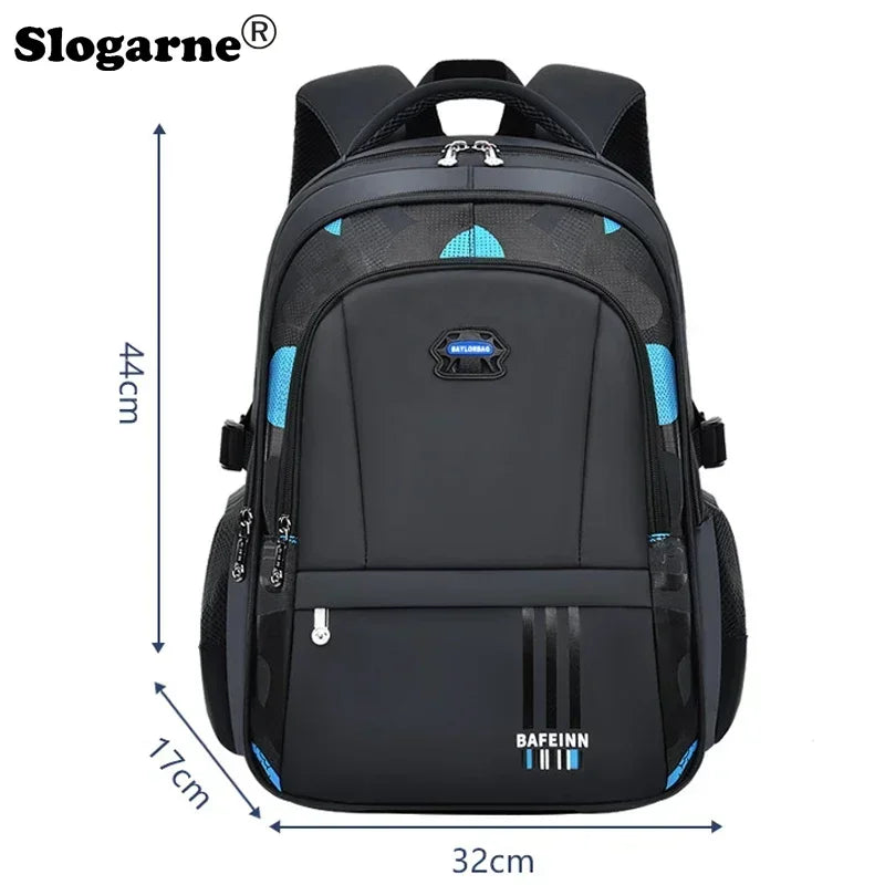 Primary and Middle School Students Schoolbag Boys Light Large Capacity Backpack Children Burden Relief Spine Protection Backpack