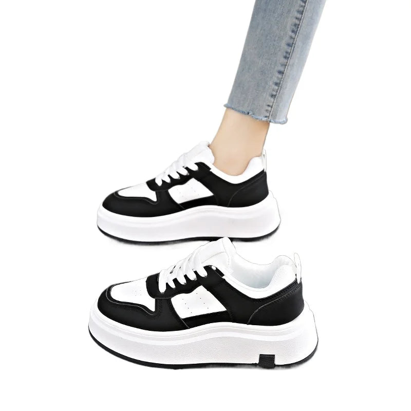 Women's Casual Sports Shoes Thick Bottom Low Tops Lace Up Vulcanised Shoes Lightweight Rubber Soled Winter Season Adult Footwear