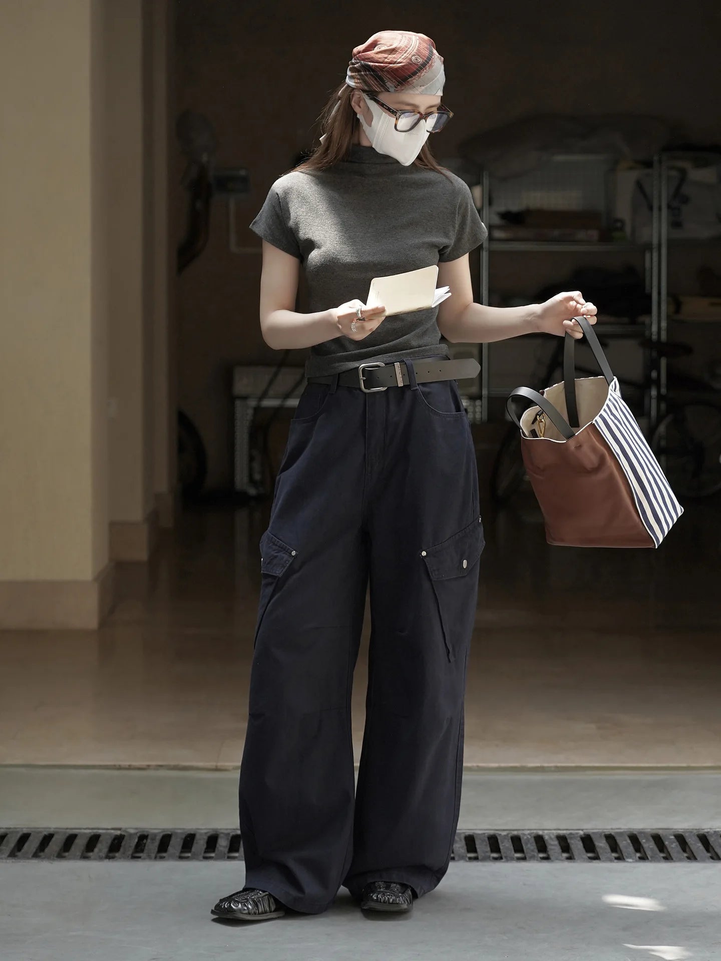 Retro and trendy waistband, workwear, large pocket, casual pants, three-dimensional and stylish pants for women