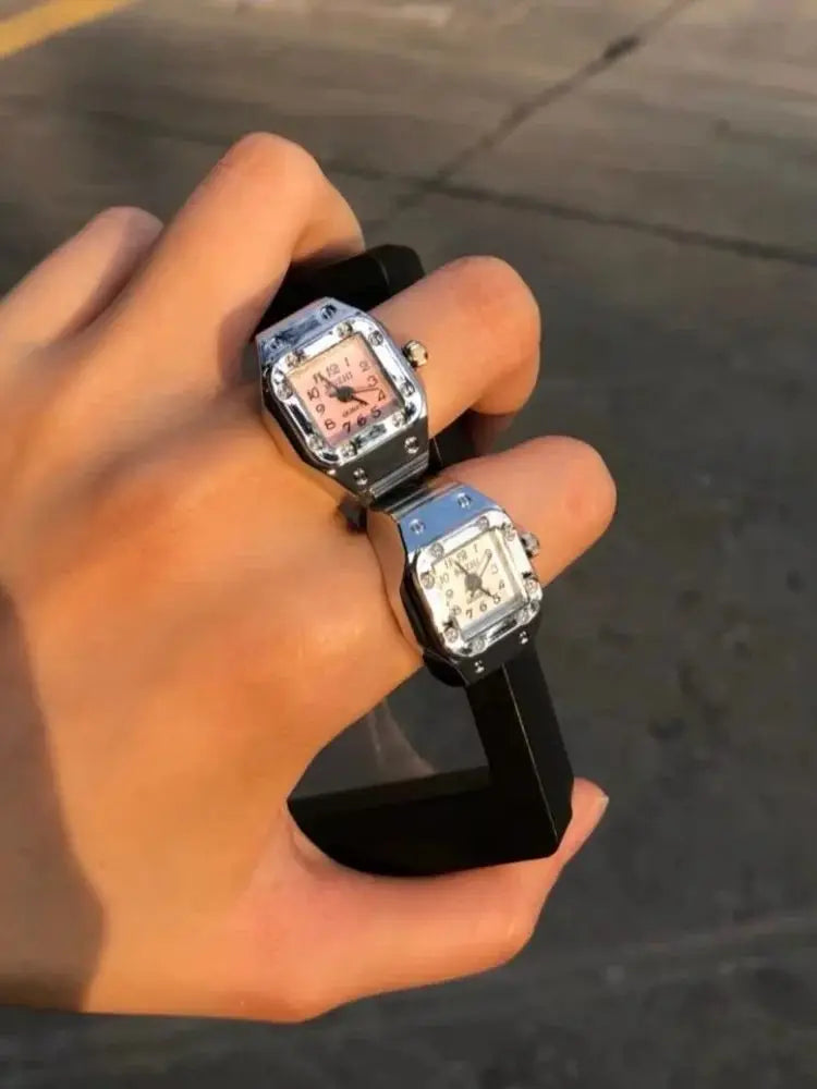 Watch Ring Assorted Niche Couple Finger Watch Mini Clock Retro Creative Electric Mens Girls Items Glass Boho Luxury