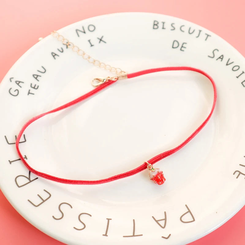 Fashion Lace Necklace For Women Adjustable Elegant Snowfake Strawberry Pendant Velvet Choker Necklace Collar Party Jewelry Gift