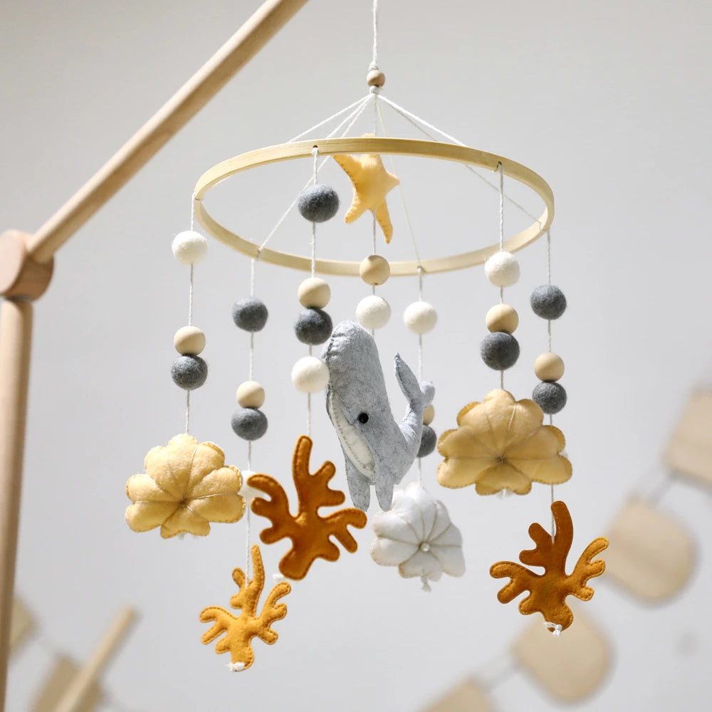 Baby Crib Mobiles Rattle Toy 0-12Months Soft Felt Whale Ball Bed Bell Newborn Music Box Bed Bell Crib Hanging Toys Infant Toys