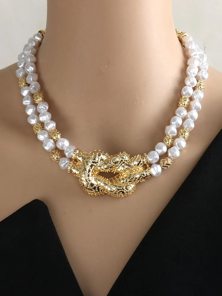 Light luxury high-grade multi-layer pearl necklace retro exaggerated niche alloy collarbone chain women's fashion jewelry